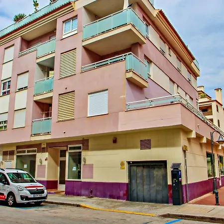 Isabel - Modern In The Center Of *